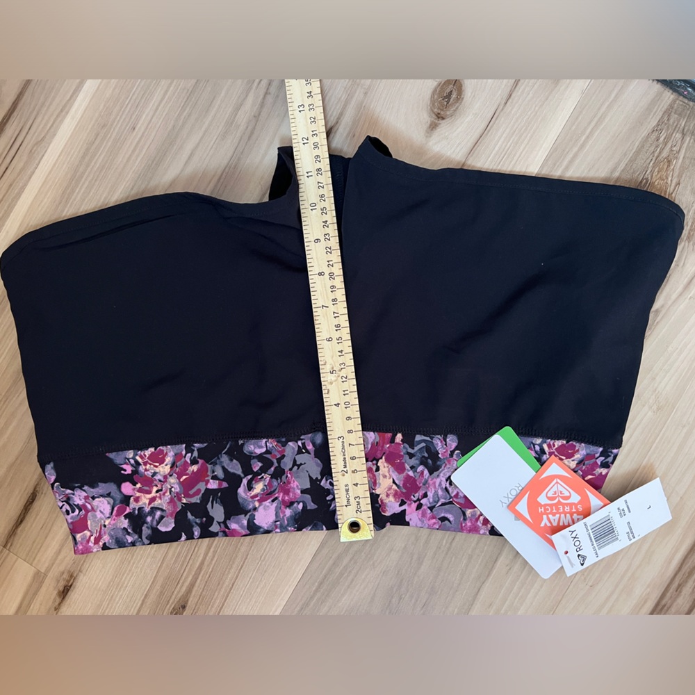 Roxy Kailey running shorts